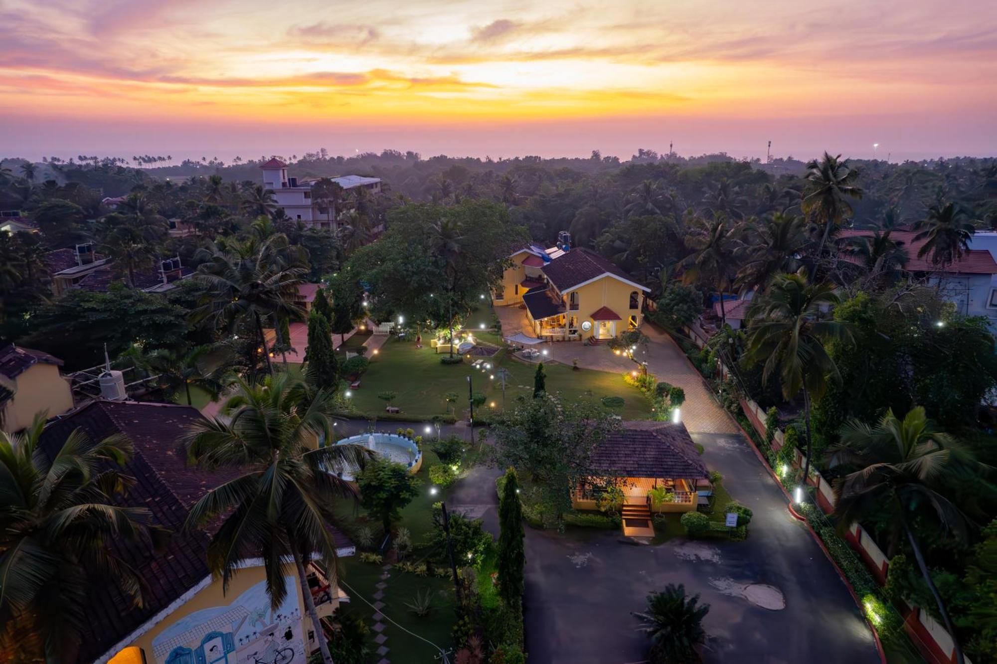Carina Beach Resort Benaulim Extérieur photo