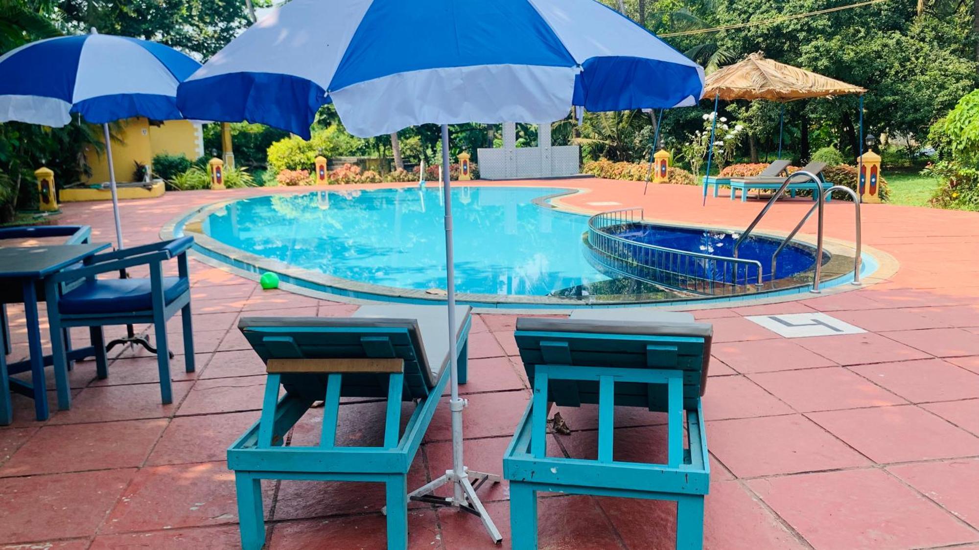 Carina Beach Resort Benaulim Extérieur photo