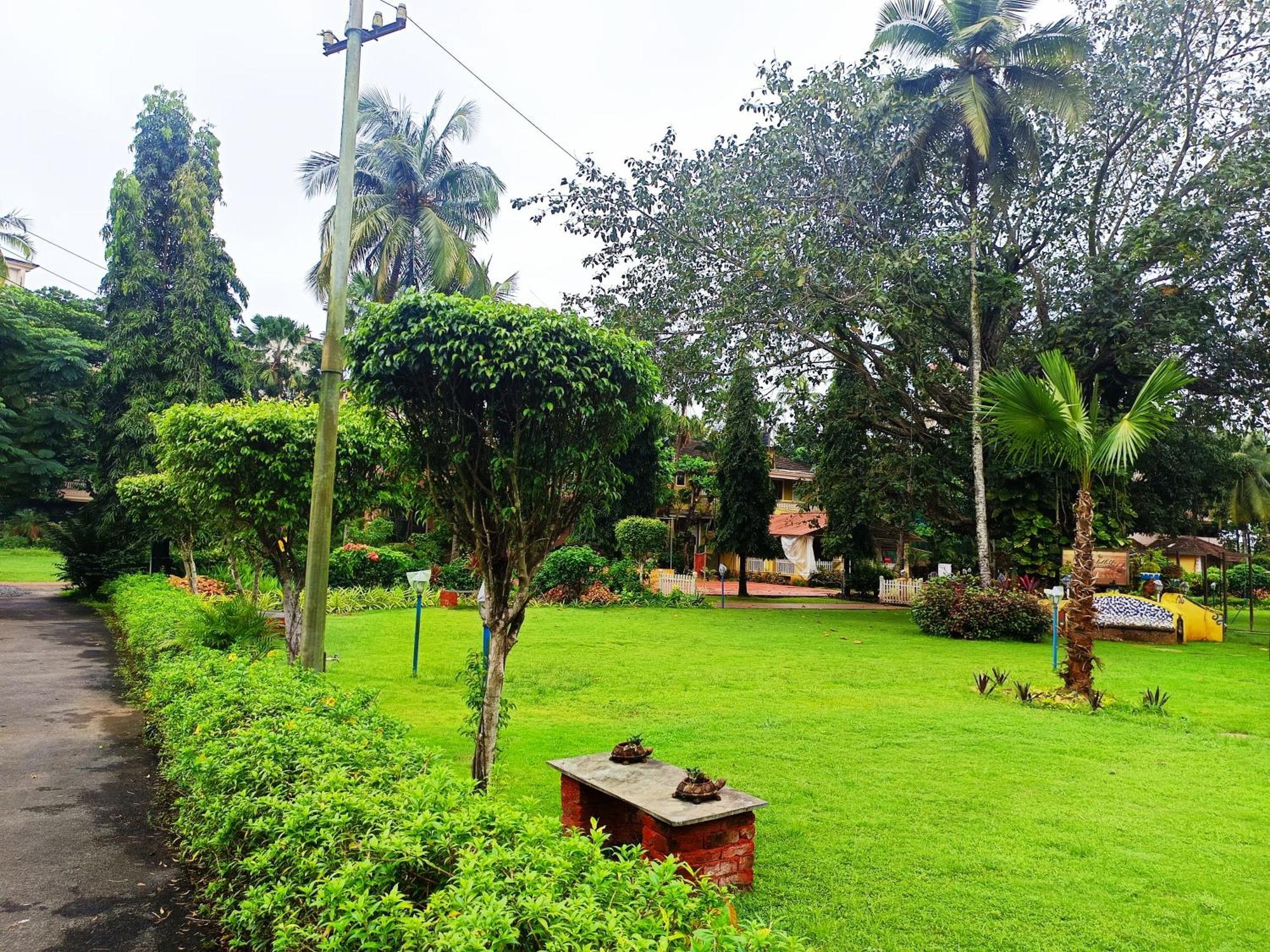 Carina Beach Resort Benaulim Extérieur photo