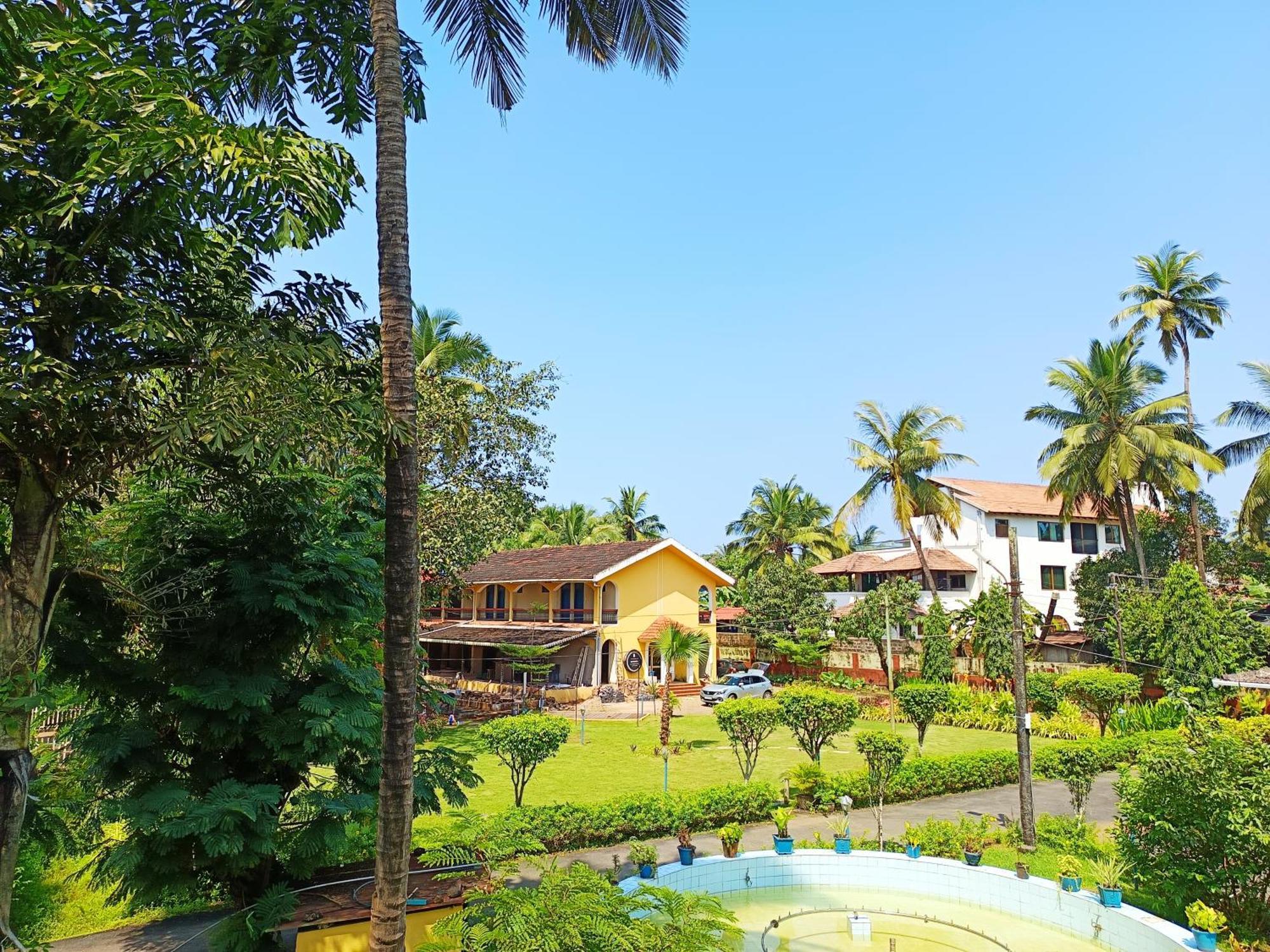 Carina Beach Resort Benaulim Extérieur photo